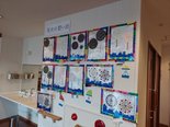 フロアの展示物が華やかです。