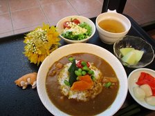 カレー(食事の一例)