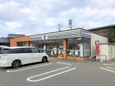 セブンイレブンは目の前