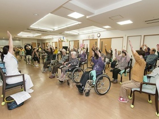 リンデンバウム日明