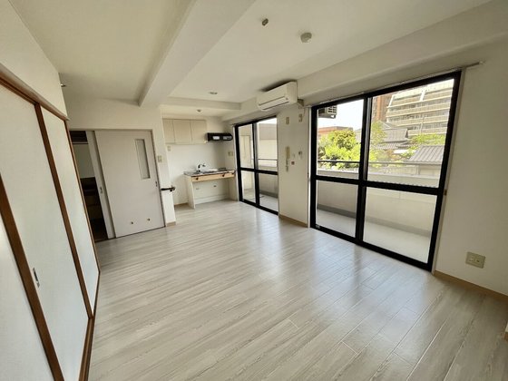 リンデンバウム日明