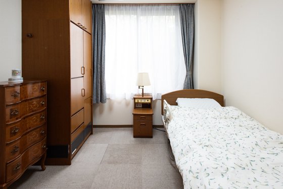 エスティームライフ学園前