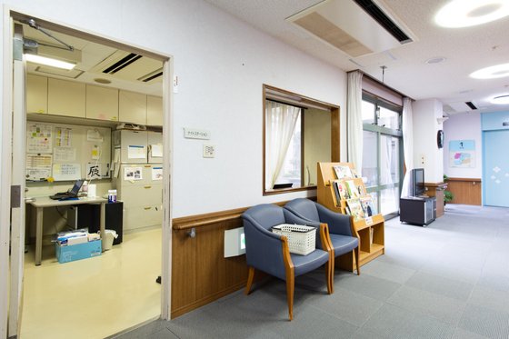 エスティームライフ学園前