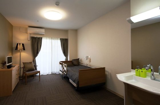 チャームスイート仁川