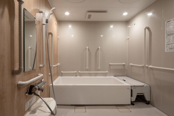 チャームスイート四谷