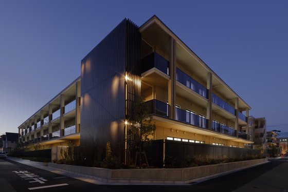 チャームスイート仁川弐番館