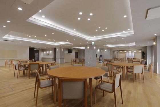 チャームスイート仁川弐番館