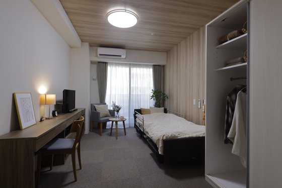 チャームスイート仁川弐番館