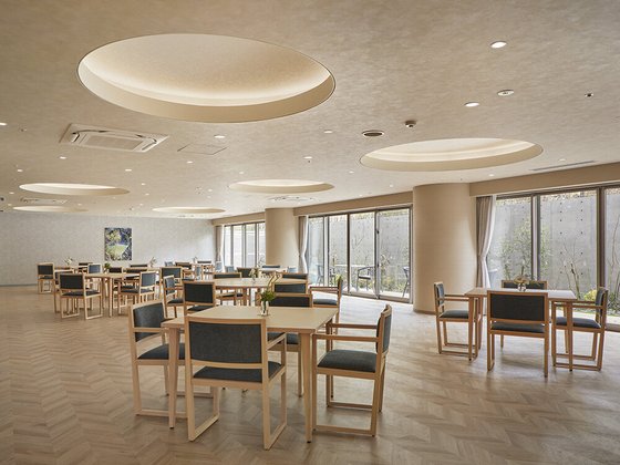 チャームスイート西新宿