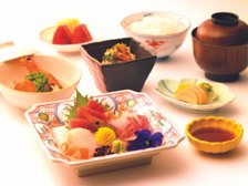 一流シェフの味わいと真心のおもてなしを。