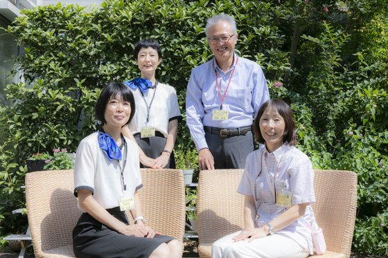 シニア町内会癒しのまくはり館