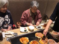 お好み焼きを食べに行きましょう
