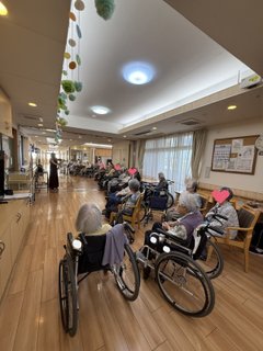 ☆音楽のボランティアさんが来てくれました☆