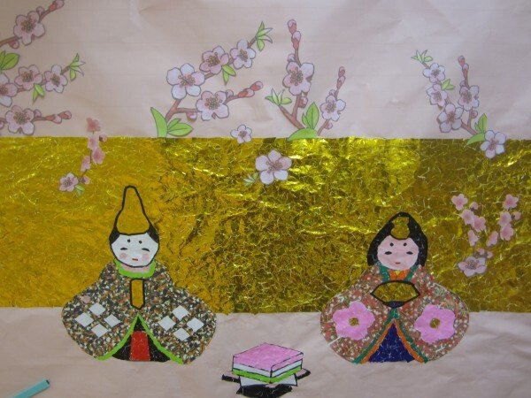 ひな祭り ひな人形の折り紙 貼り絵 飾り付けレクリエーション みんなの家 三橋6丁目 さいたま市西区 Lifull 介護