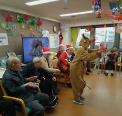 【みんなの家・川崎中野島】きよしこの夜～♪