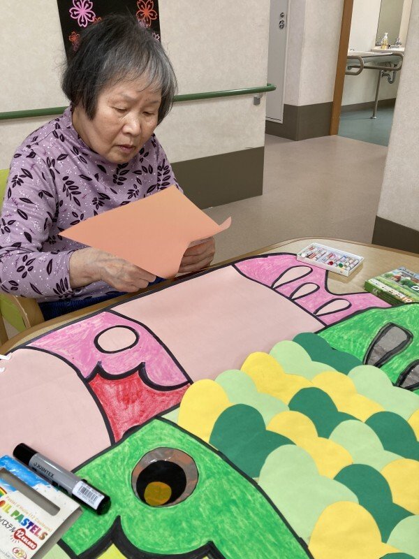 5月の壁面飾り｜ALSOKグループホームさいたま清河寺(さいたま市