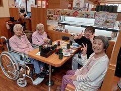 お寿司を食べに行こう★グループホームみんなの家・横浜宮沢★