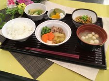 肉じゃが定食