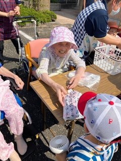 神輿を担いで子どもたちがやってきた!!～地域の子どもたちとの触れ合い～