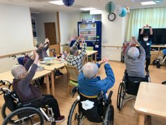 リハビリ体操 (^^ゞ