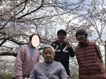 お花見に行ってきました!