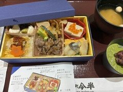 🐄🥩🍱今月も今半弁当🐄🥩🍱