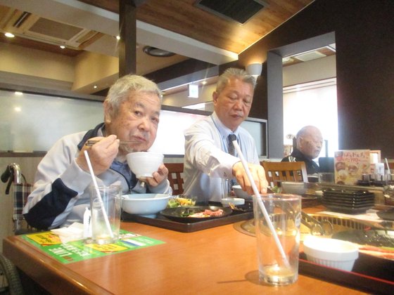 ホームステーション愛甲石田