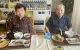 仲良くお食事
