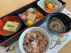 元旦のお昼ご飯🍱