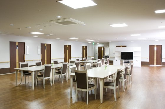 輝明生苑しのざき