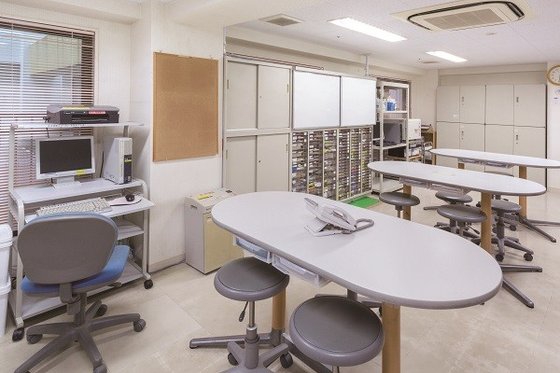 ニチイホーム仲町台2番館