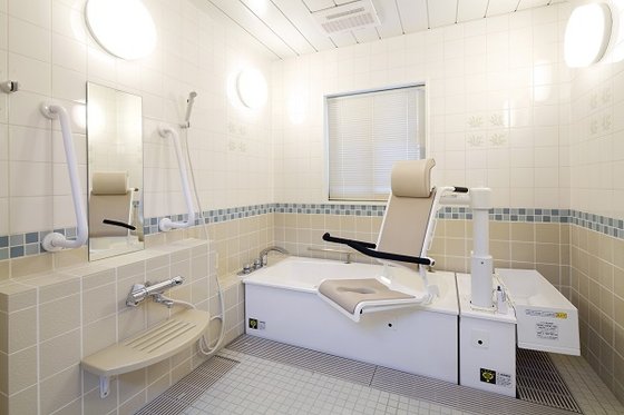 ニチイホーム昭島昭和の森