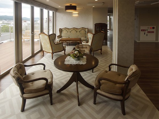 ニチイメゾン箕面船場