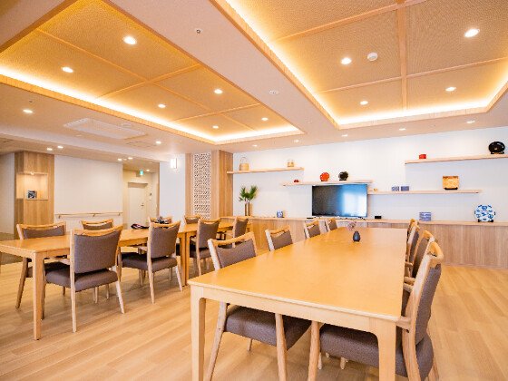 ニチイメゾン松ヶ丘公園