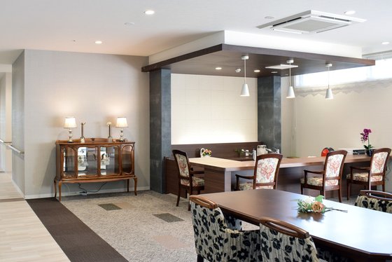 ニチイメゾン箕面白島