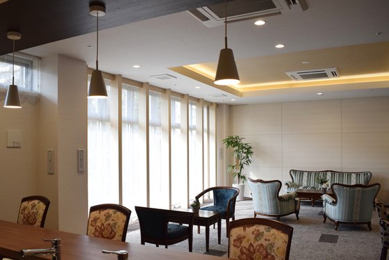 ニチイメゾン箕面白島