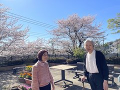R8.4.8桜咲くテラスで、笑顔あふれるひととき