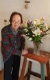 玄関に咲く季節のお花