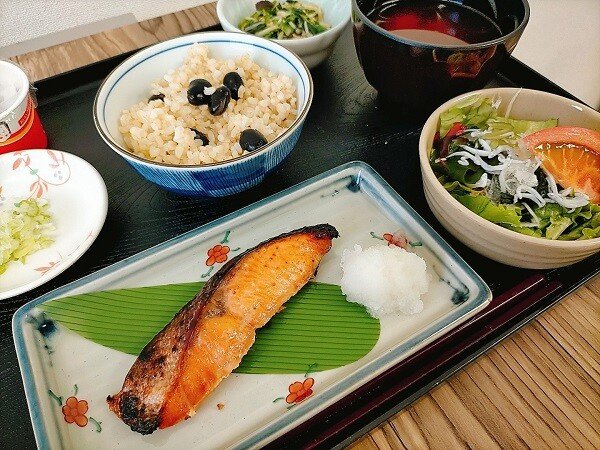 7月15日朝食 玄米菜食メニュー｜松戸ニッセイエデンの園(千葉県松戸市