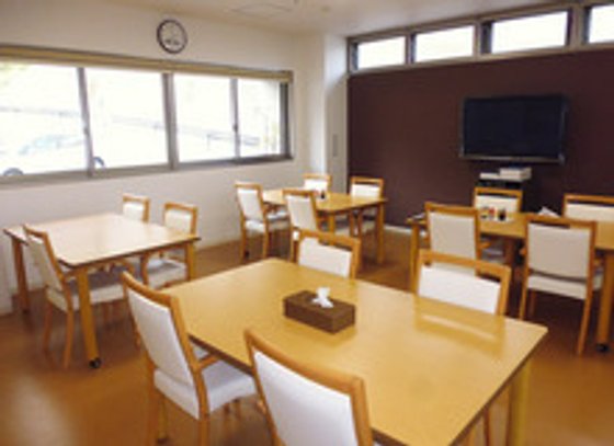 サンコート慈遊館