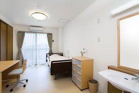 ガーデンハウス慈遊館