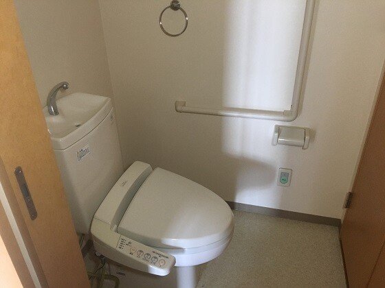 シルバーライフ月東