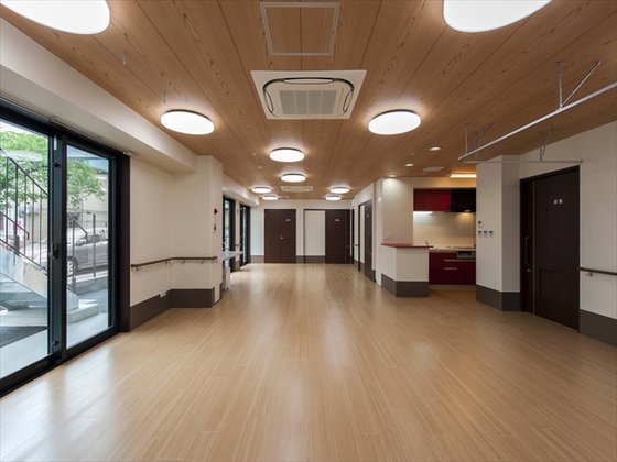 彩那テラス尼崎