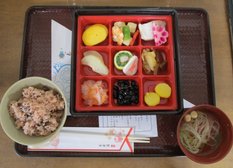 月に一度の特別行事食の提供