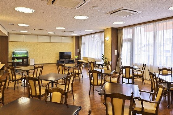 リュミエール加島