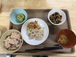 毎月1日はお赤飯👨🏻 🍳