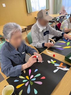 8月の装飾で花火作り🎇💓