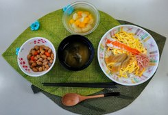 温かくおいしい食事を提供します