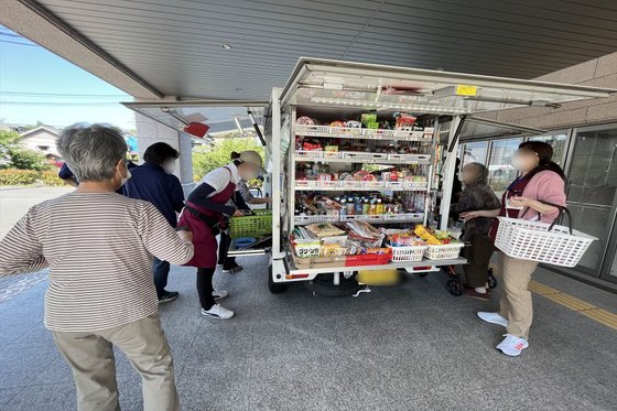 きららラポール桜並木