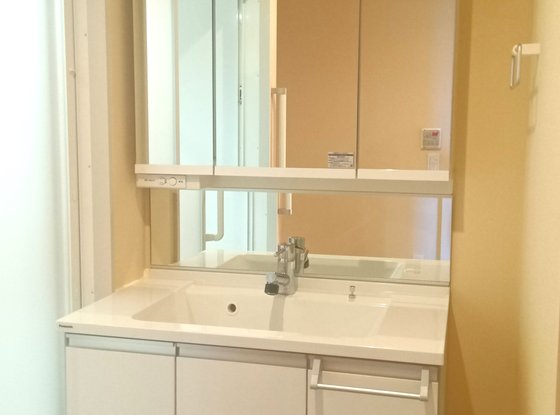 ヘーベルVillage 読売ランド前 ～Regina～